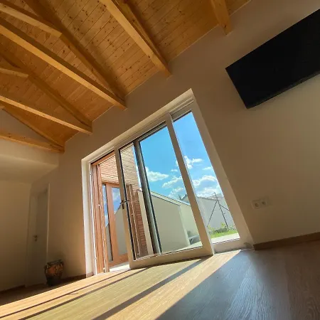 Prosluneny Dum S Vyhledem Na Palavu Brod nad Dyji Exterior photo